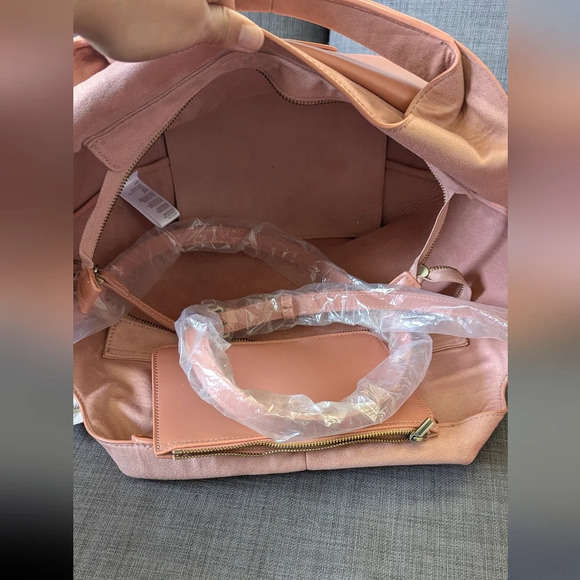 Anthropologie - Weekender Bag with pouch - Vegan Suede and leather - Picture 5 of 6